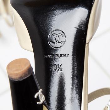 SKOR, Chanel, storlek 40 1/2.