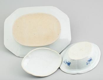 STEKFAT SAMT TERRIN, kompaniporslin, Kina, 1700-/1800-tal.