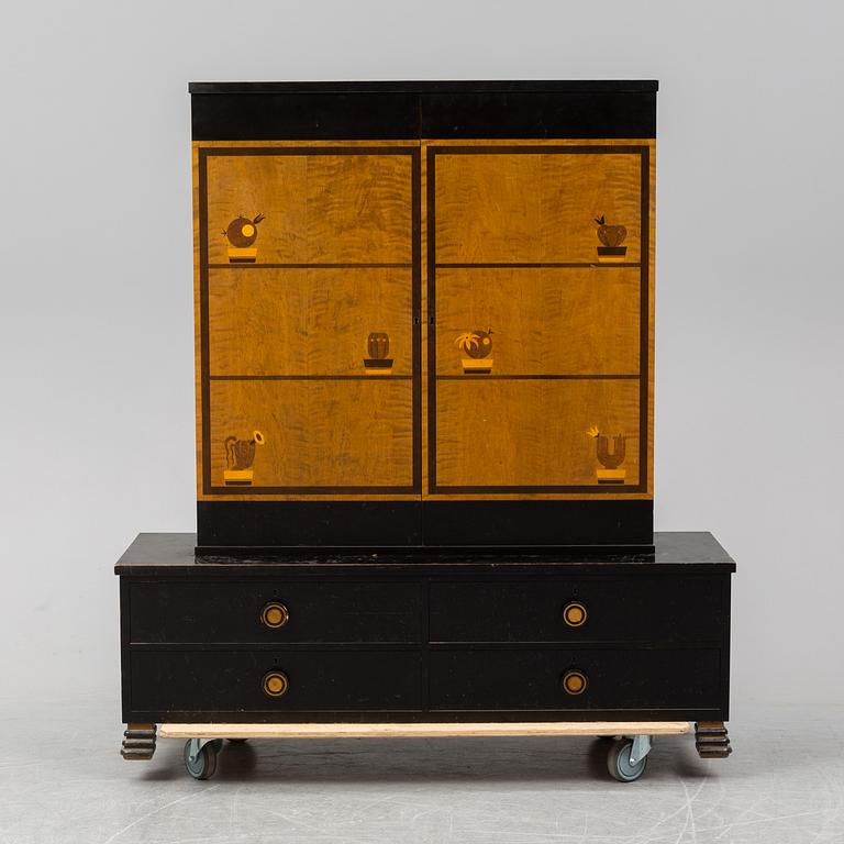 OTTO SCHULZ, a 1930's cabinet from Boet.