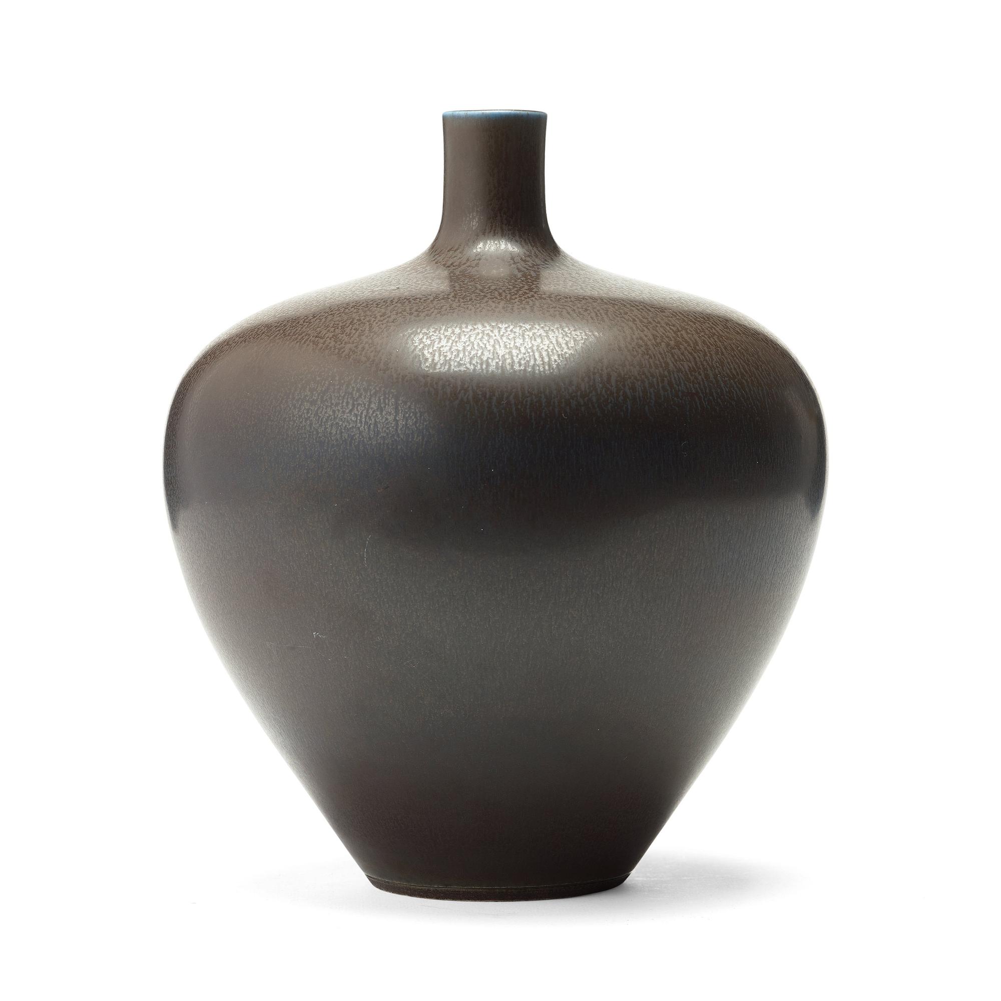Berndt Friberg, A Berndt Friberg stoneware vase, Gustavsberg studio 1964.