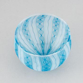 Tobias Møhl, a glass bowl, Ebeltoft, Denmark, dated 2001.