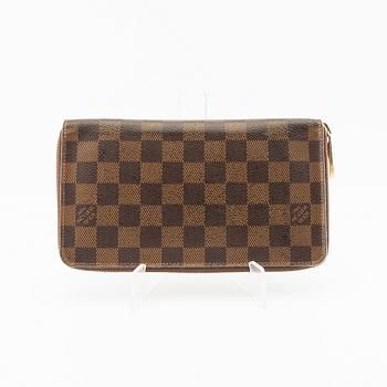Louis Vuitton,.