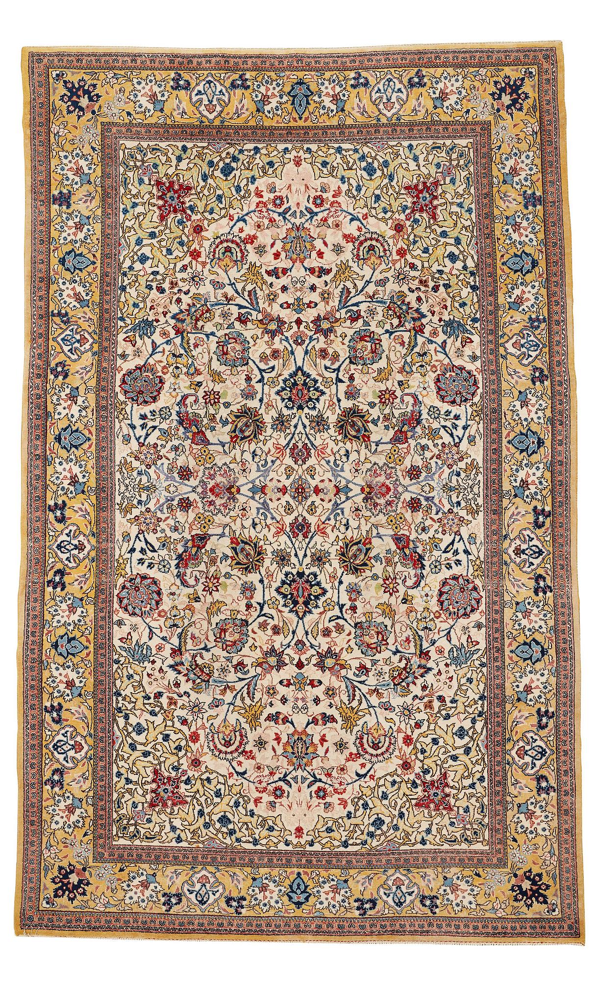 Matto, Old Qum, probably,  ca 357,5 x 218-226,5 cm.