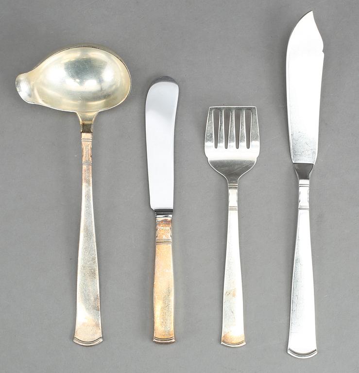 BESTICKSERVIS, 99 delar, "Rosenholm", Guldsmedsaktiebolaget GAB, Stockholm, mestadels 1964-1966. Vikt ca 3035 gram.