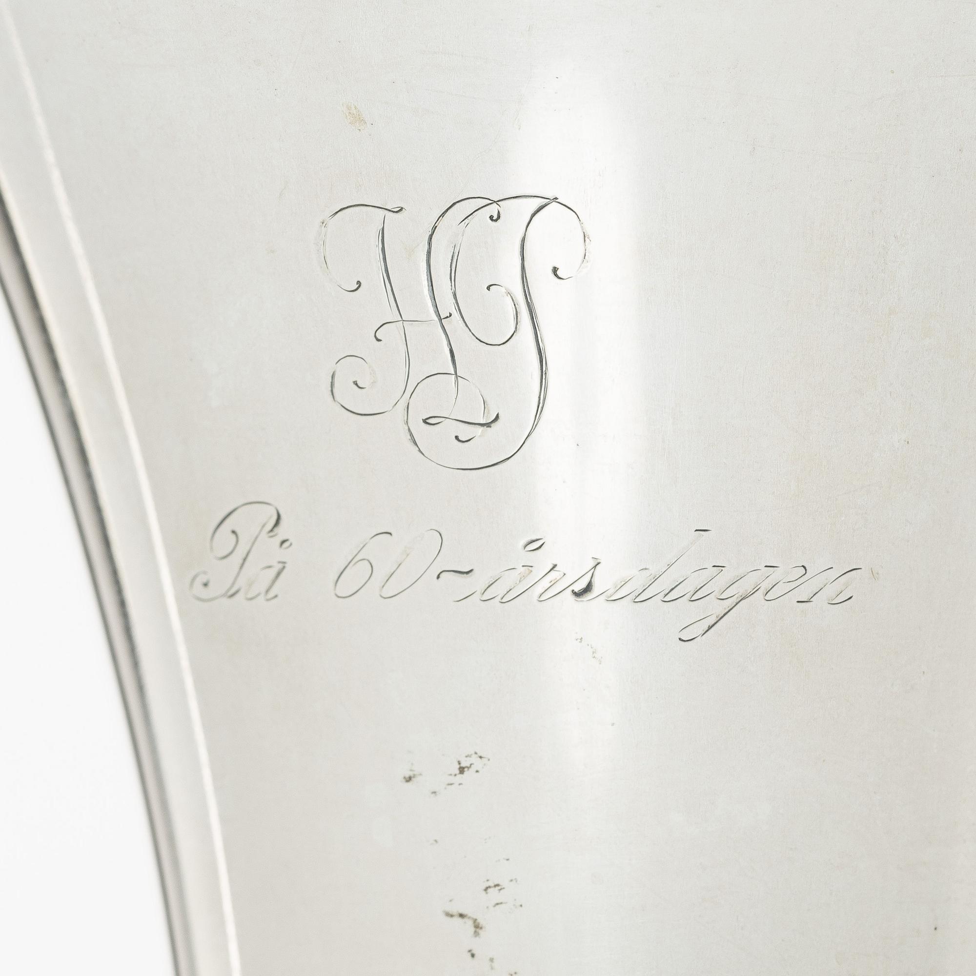 Vaser, 2 st, silver, 1941-52.