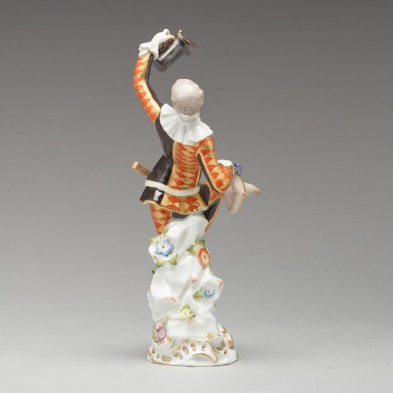 A Meissen figure of 'Harlequin with a beer tankard', Germany, late 20th Century.