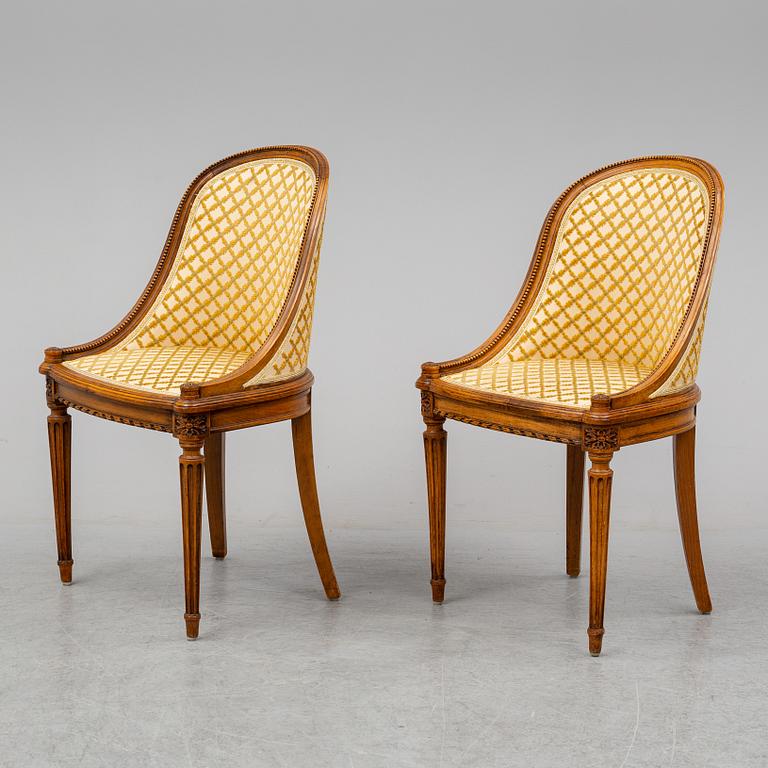 A pair of Louis XVI-style chairs, first half of the 20th century.