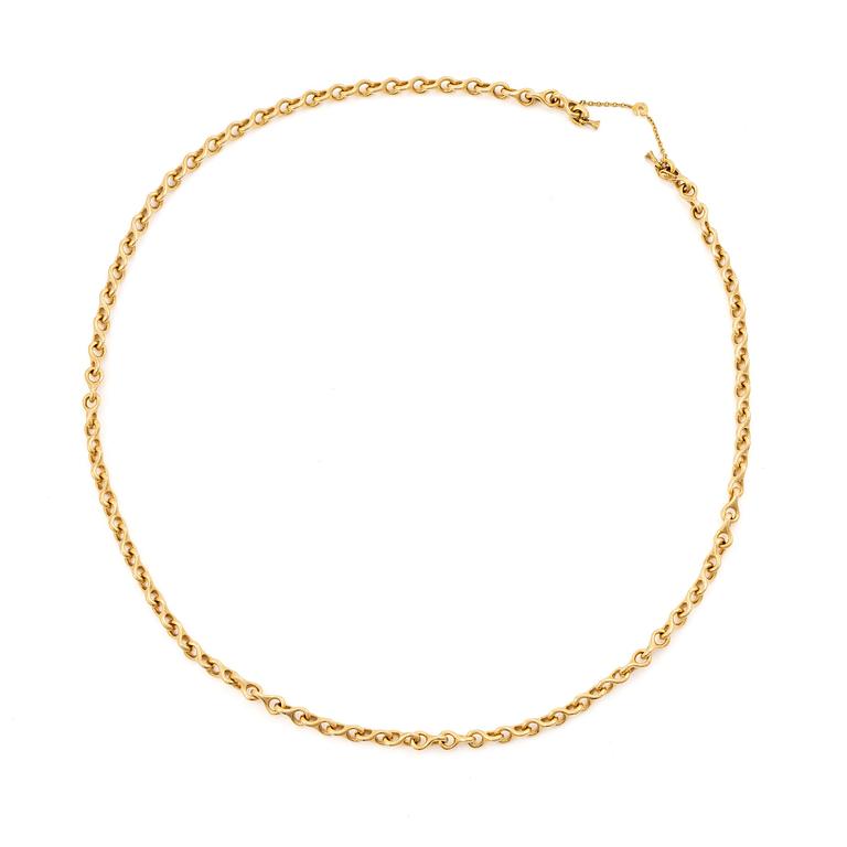 An Ole Lynggaard long necklace 18K gold.