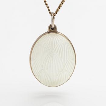 A gilded sterling silver necklace with a enameled locket. Tillander, Helsinki 1970's.
