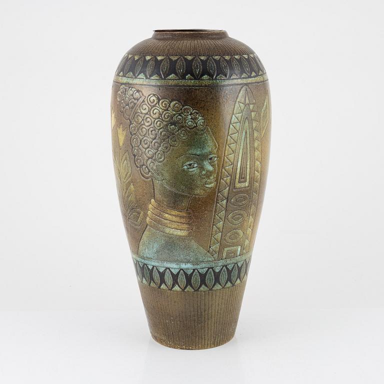 Bonni Rehnkvist, a ceramic vase, Törngrens krukmakeri, Falkenberg.