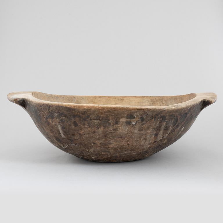 A large wooden bowl, Sweden, 19th century.