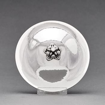 Georg Jensen, an 830/1000 silver lidded bowl, Copenhagen 1918, design nr 273,