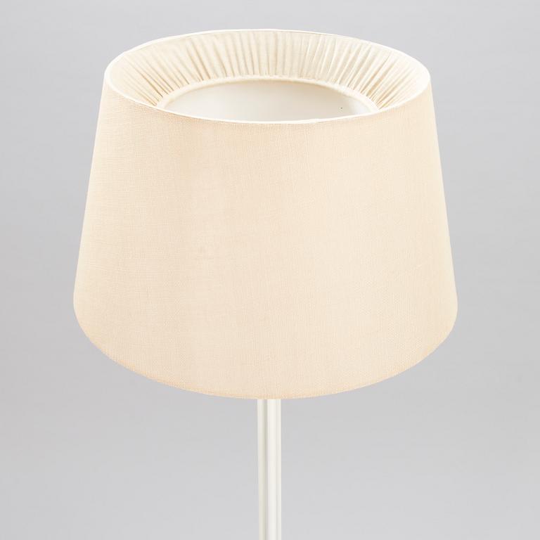 LISA JOHANSSON-PAPE, Lattiavalaisin, malli 30-058, Stockmann Orno, 1900-luvun puoliväli.