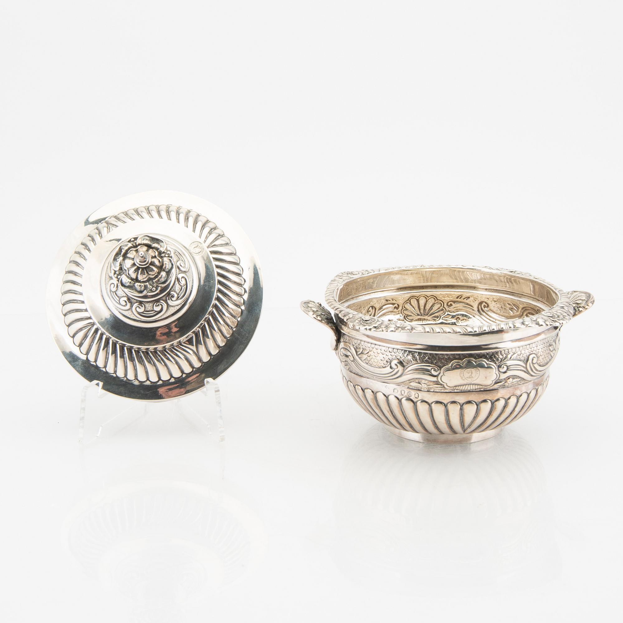 An English 18th century silver bowl mark of  Stephen Adams London, weight 392 grams.