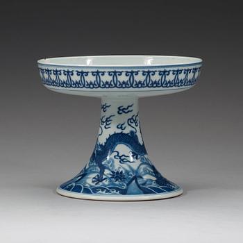 A blue and white dragons tazza, Qing dynasty, Qianlongs mark.