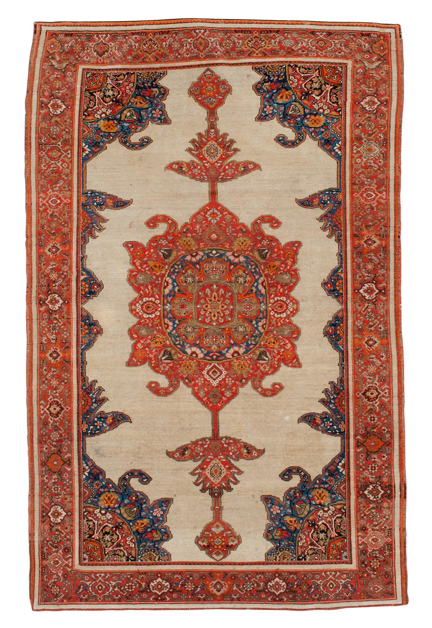RUG. Semi-antique Malajir. 198 x 132 cm.