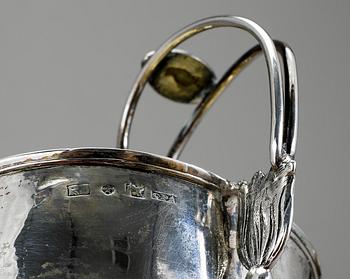GRÄDDKANNA, silver Carl Petter Åberg, Arboga 1823. Vikt 201 gr.