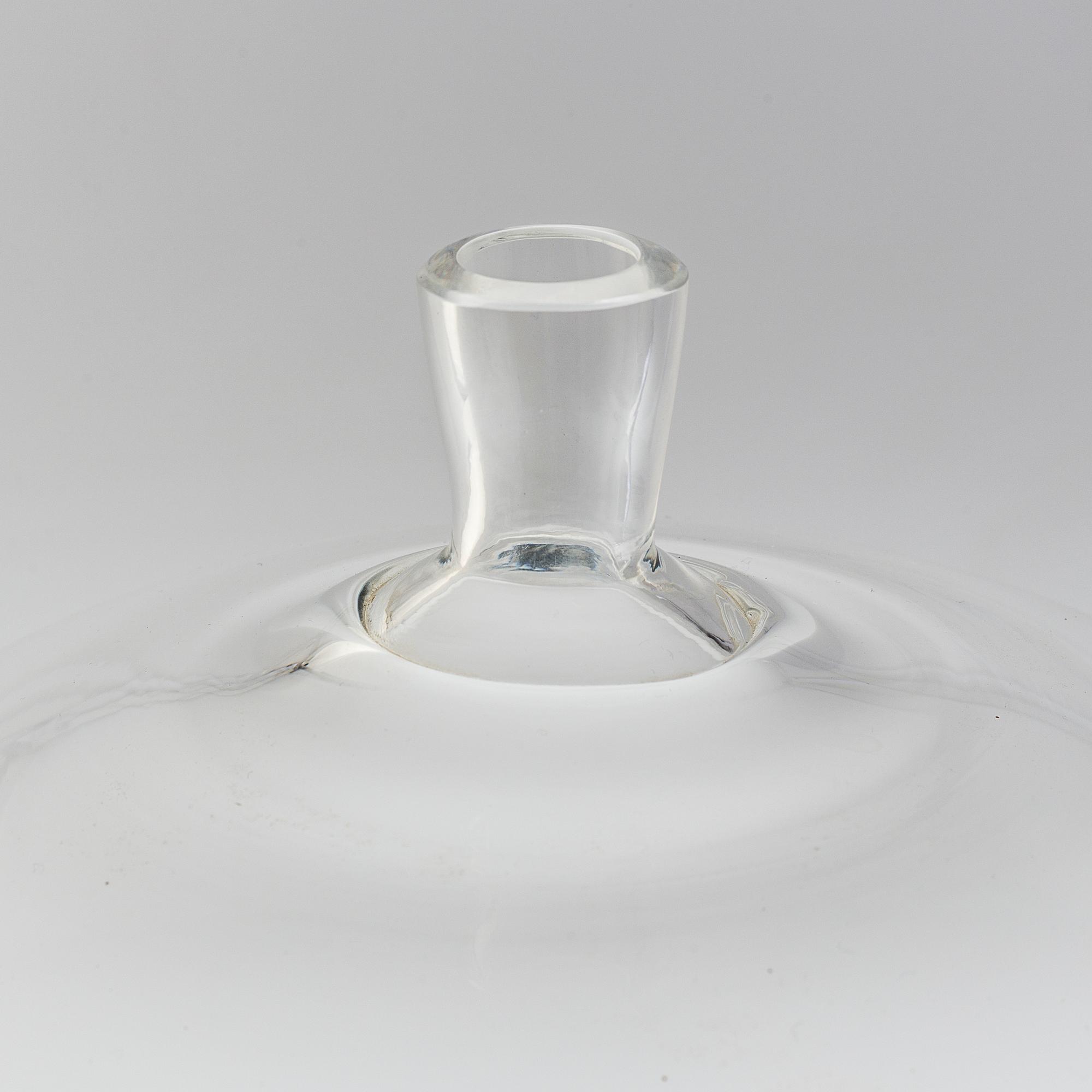 INGEBORG LUNDIN, vas av glas, "Äpplet", Orrefors. Formgiven 1955. Detta exemplar 1970-tal.