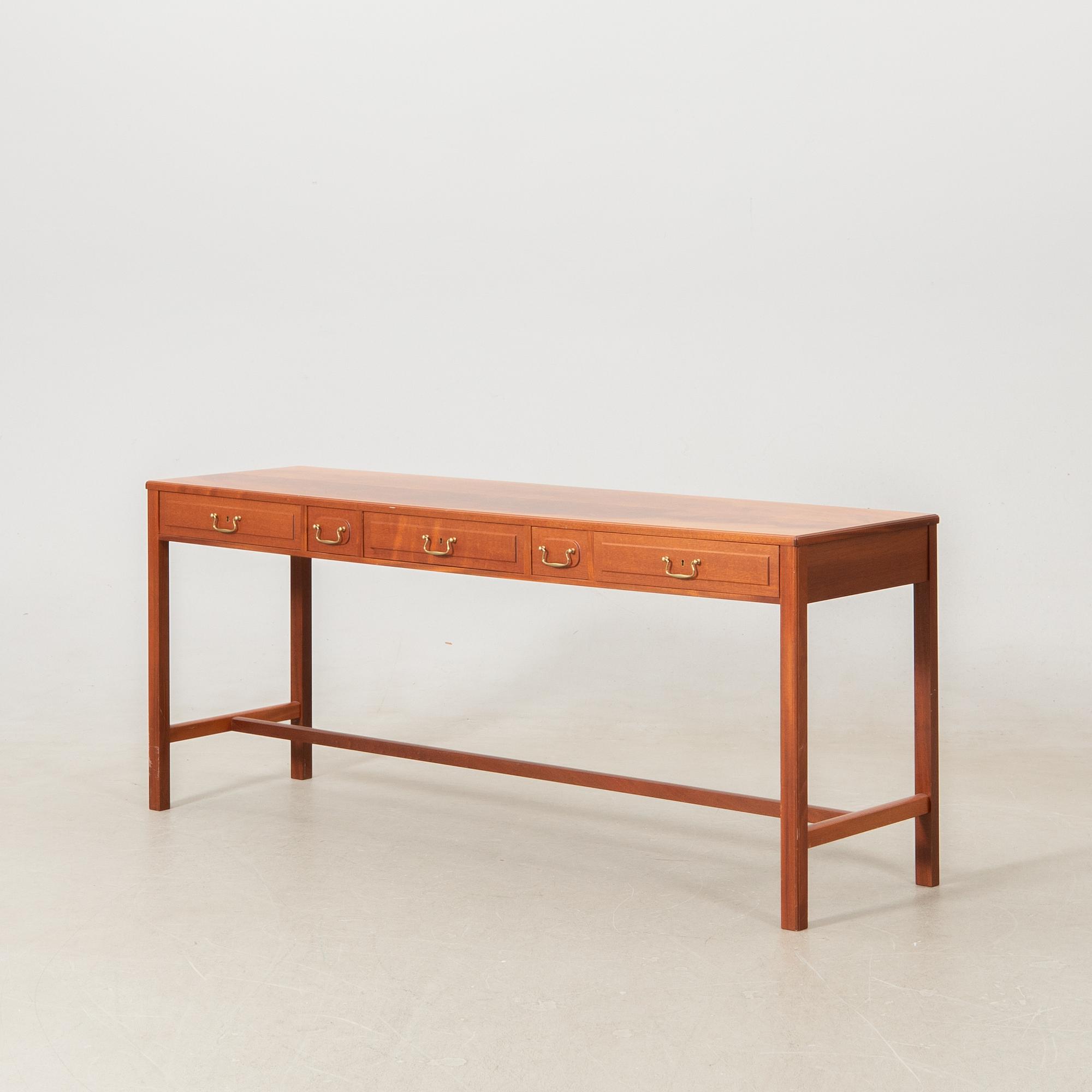 Josef Frank, sideboard, model 821, Svenskt Tenn.