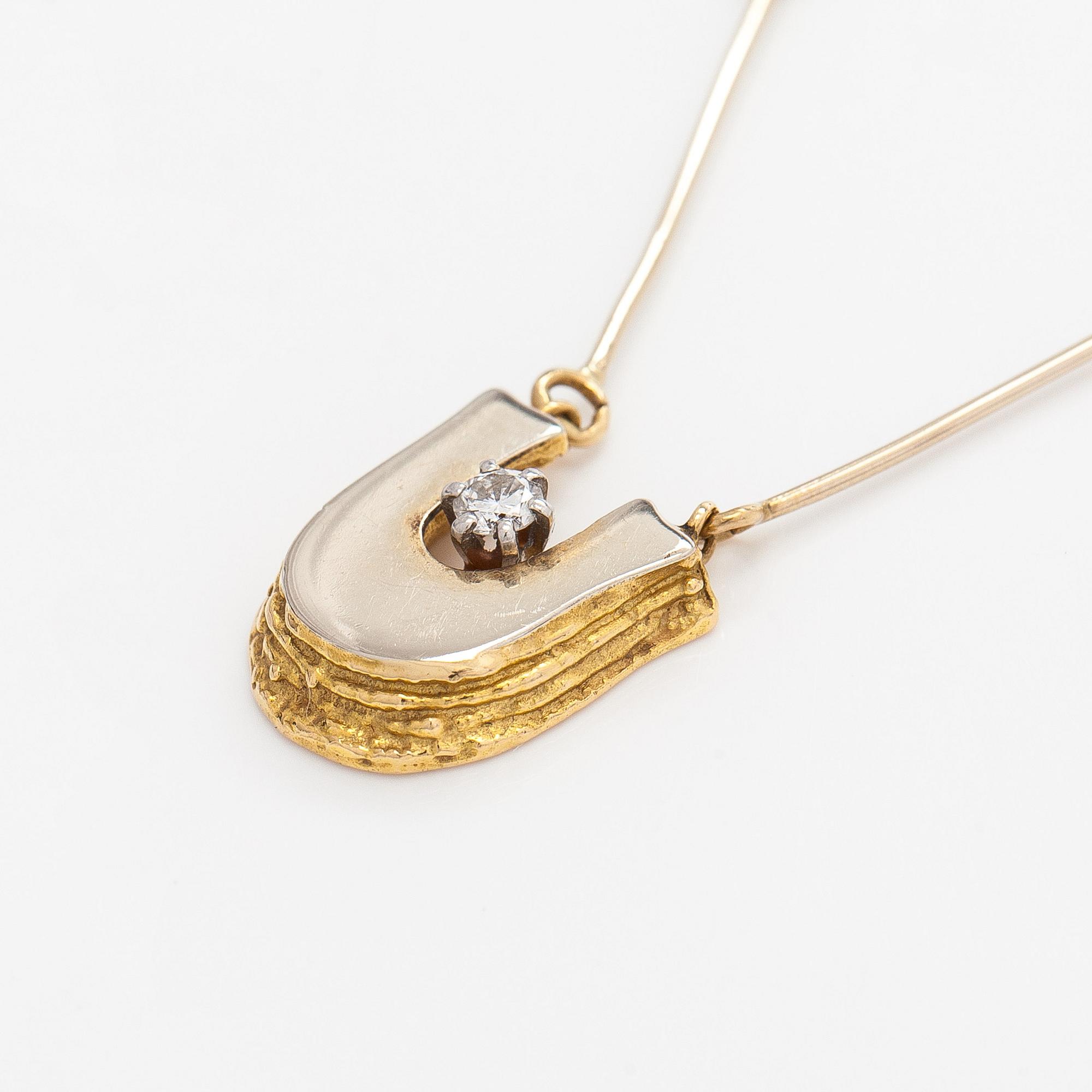 Juhani Linnovaara, "Legato", halssmycke, 18K guld, briljantslipad diamant, Lapponia 1978.