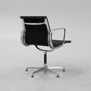 Charles & Ray Eames, karmstol, "EA 108", Vitra.