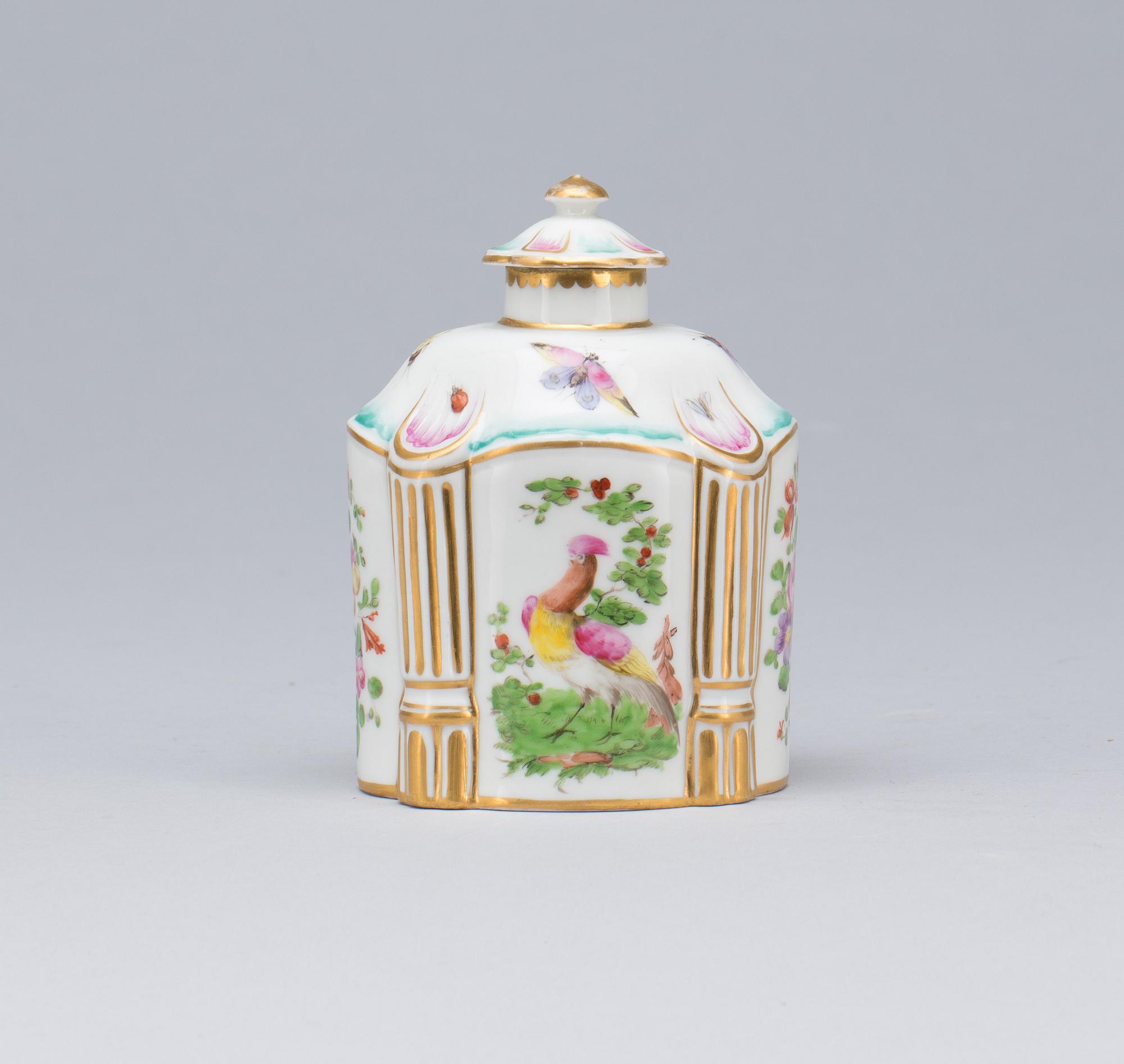 TEFLASKA, porslin 1800-tal.