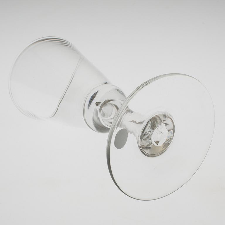 VINGLAS, 12 st, "Slottet", Tomas Harila Carlgren och Lars Sjöberg, Reijmyre Glasbruk.