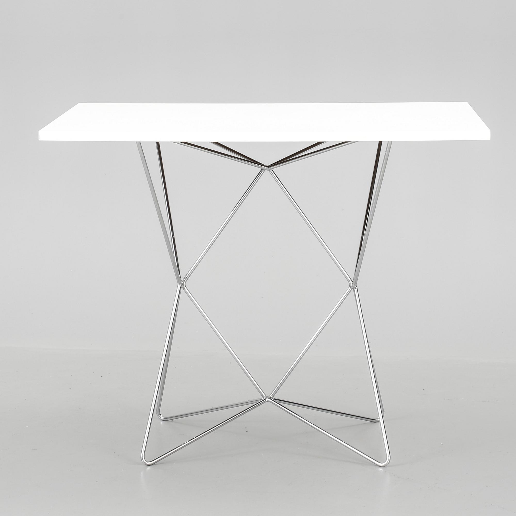 BORD/SOFFBORD/STÅBORD. Modell A2 "Trehöjdsbordet", Bengt Johan Gullberg. 1950-tal.