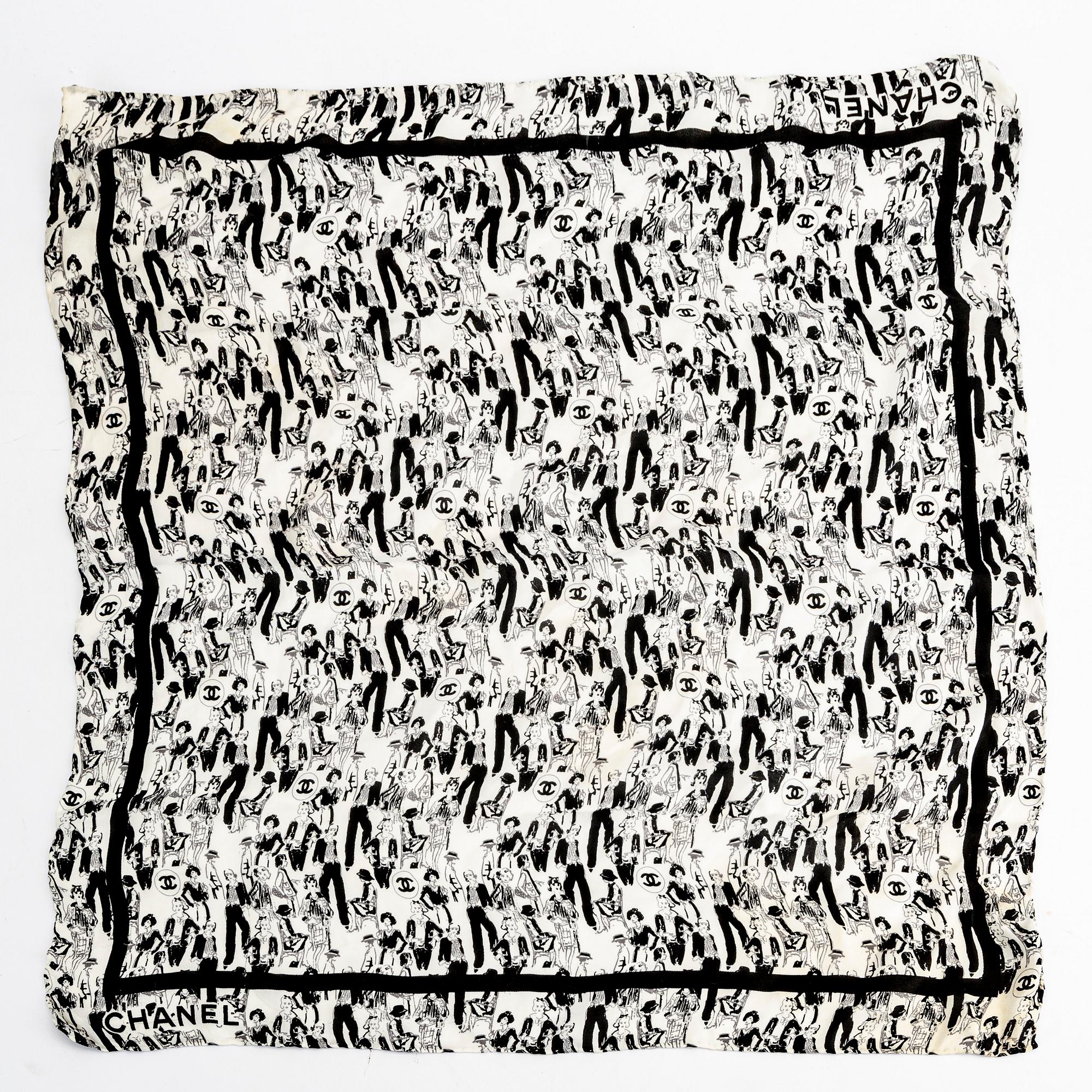 Chanel flap bag, väska, skor, scarf.