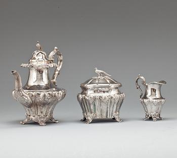 KAFFESERVIS, 3 delar, silver, Bernt Erlandsson, Kristianstad, 1892. Total vikt 1880 g.