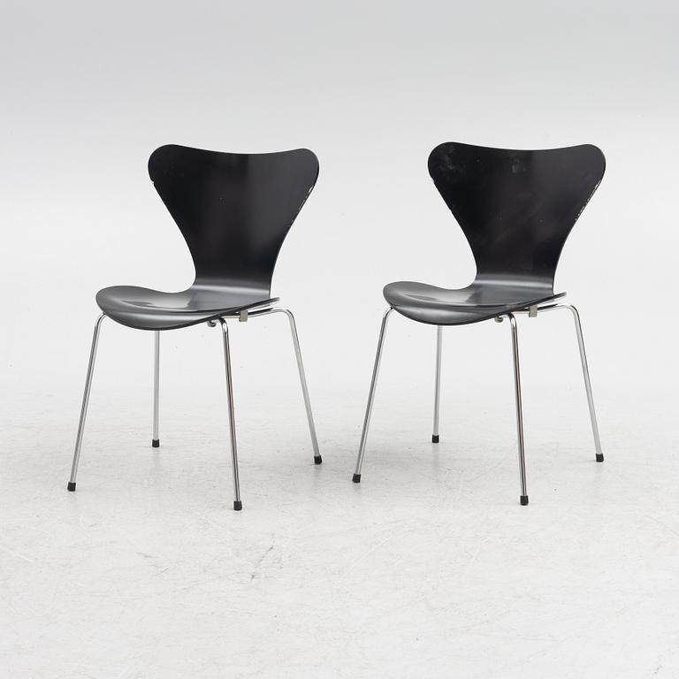 Arne Jacobsen,  stolar 6 st, "Sjuan", Fritz Hansen, 2000-tal.