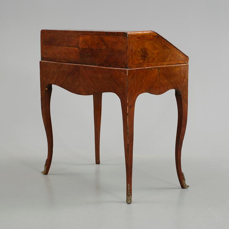 SEKRETÄR. Louis XV, 1700-talets andra hälft.