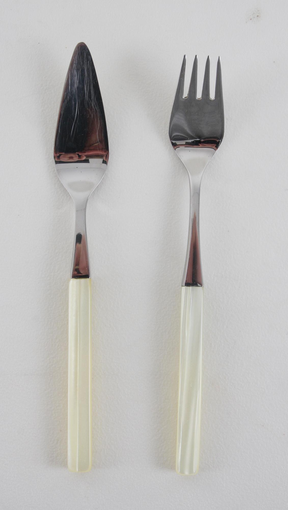 FISKBESTICK, 12 delar, "Opus", Tias Eckhoff för Lundtofte, Danmark.
