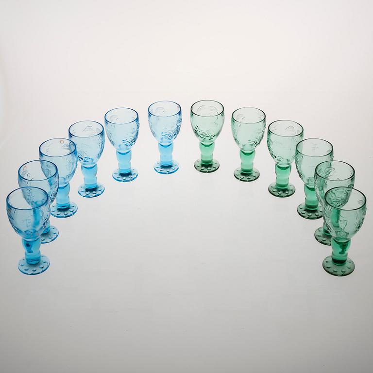SERVIS, 21 delar, glas, "Tuttifrutti" Nanny Still, Humppila, Finland.