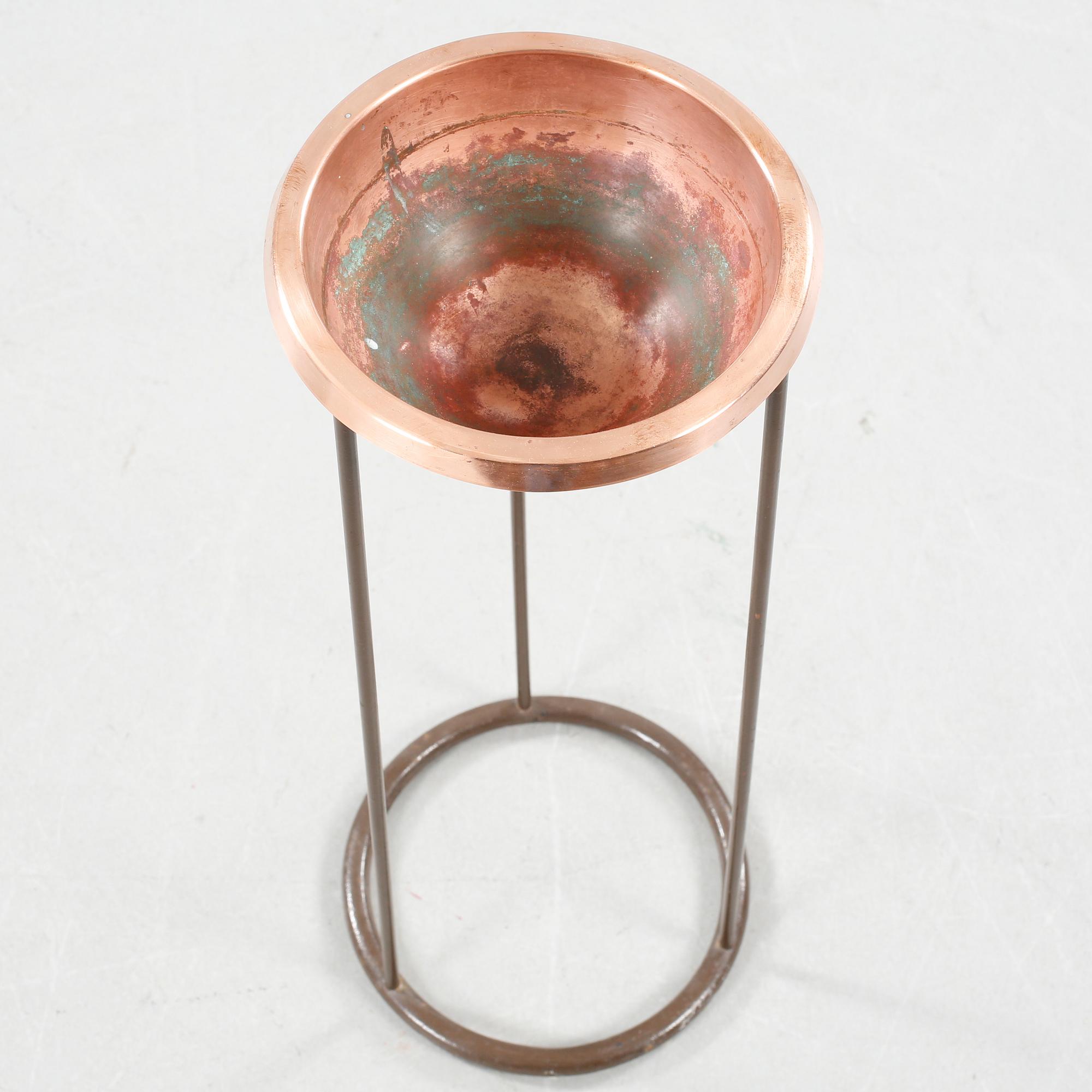 An ash tray by Hans-Agne Jakobsson, Markaryd, second half of the 20th century.