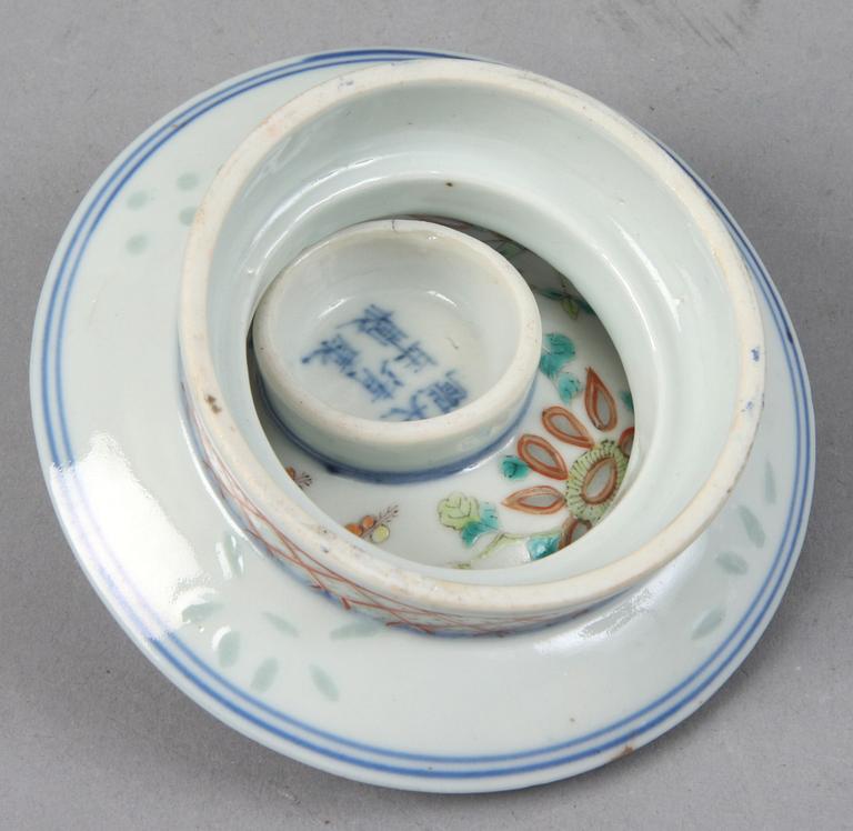 PARTI PORSLIN, 8 delar, porslin, Kina samt Japan, 1700/1800-tal.