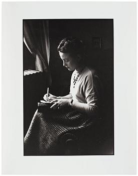 Gisèle Freund, "Simone de Beauvoir, Prix de Goncourt Paris 1954".