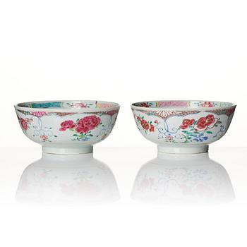 A pair of famille rose bowls, Qing dynasty, Qianlong (1736-95).