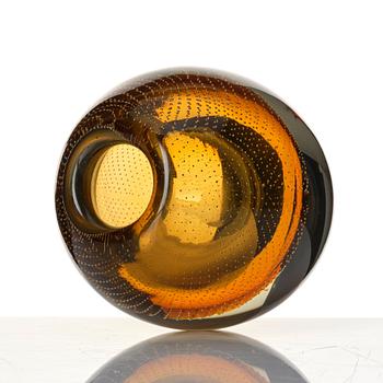 Gunnel Nyman, a 'Musselglas' vase, Nuutajärvi Notsjö, Finland, mid 20th century.