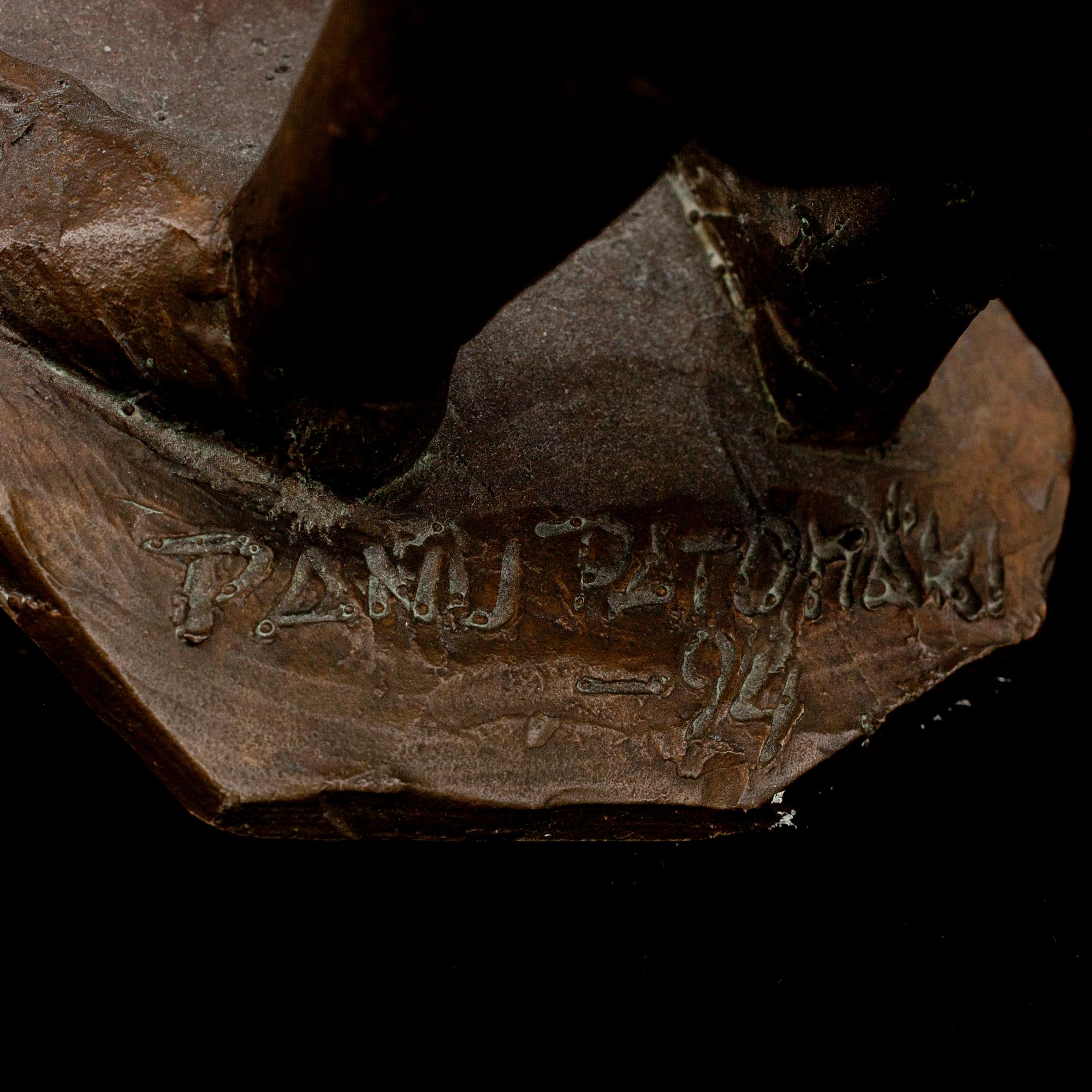 PANU PATOMÄKI, brons skulptur, signerad och daterad -94.