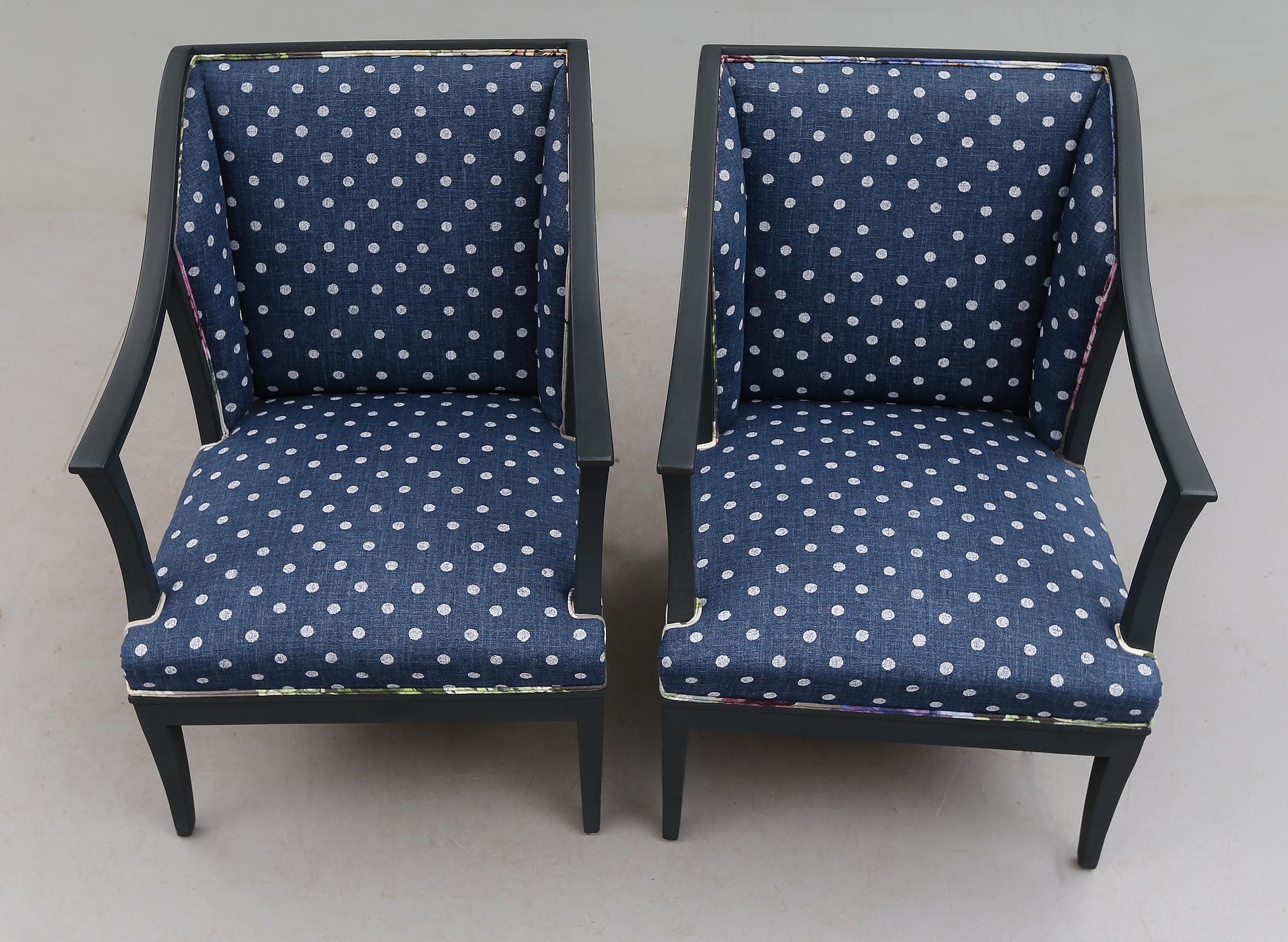 FÅTÖLJER, 1 par, 1900-talets första hälft.