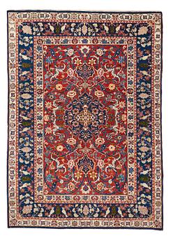 243. Matta, semiantik Isfahan, ca 213 x 151 cm (samt en kortsida med 1-2 cm slätväv).