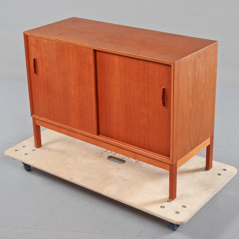 SIDEBOARD, "Domi", Nils Jonsson, Troeds, Bjärnum, 1950/60-tal.