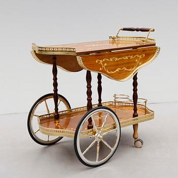 SERVERINGSVAGN, 1900-talets andra hälft.