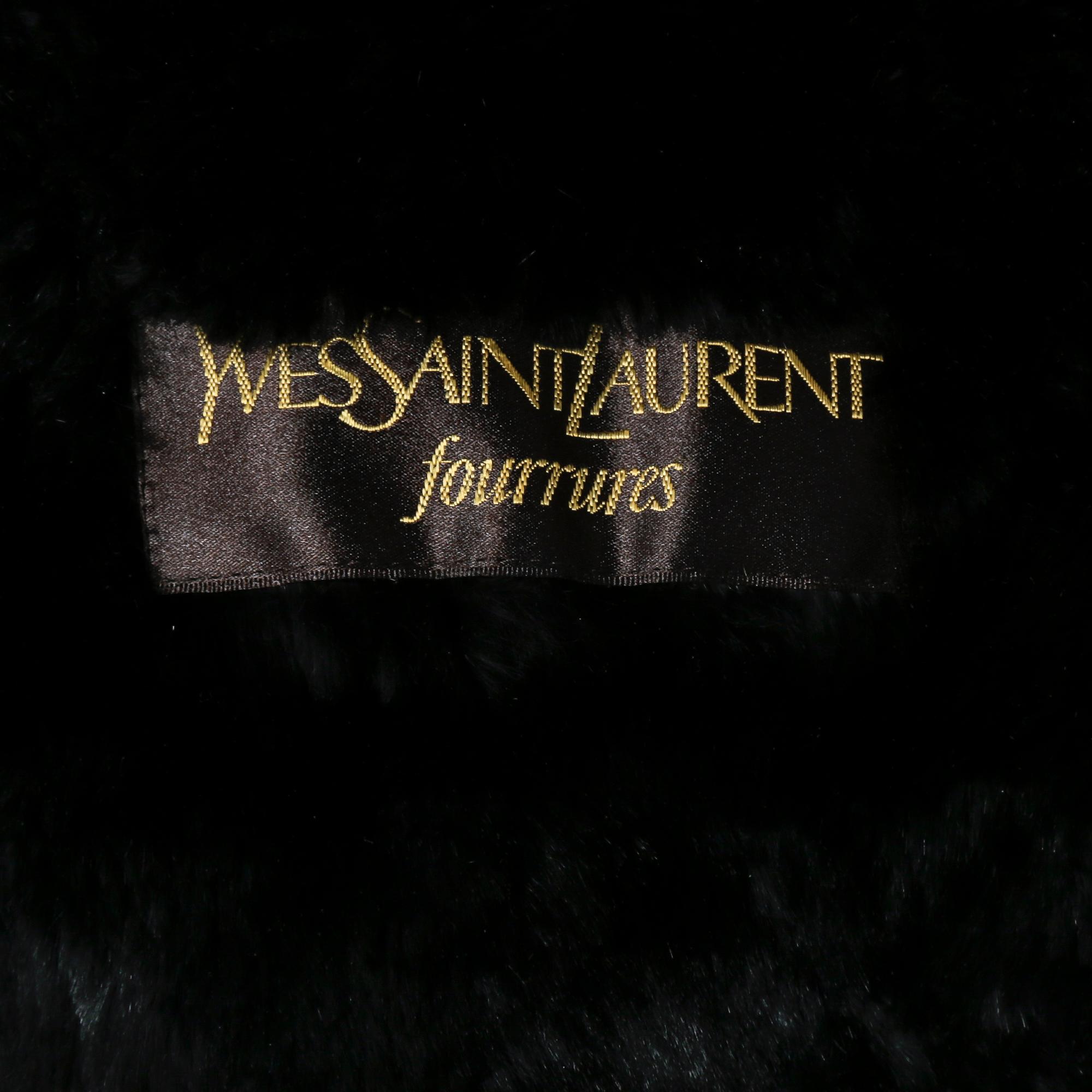 JACKA, Yves Saint Laurent.