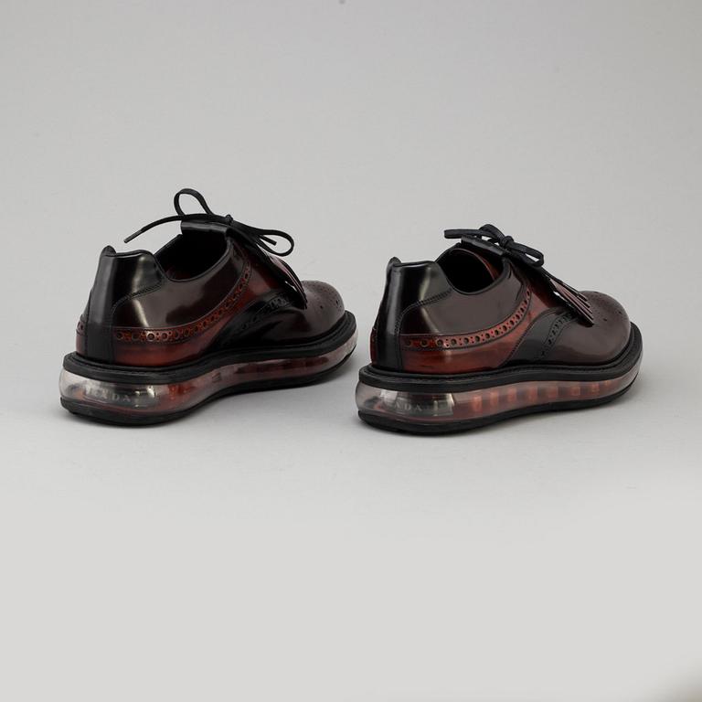 SKOR, Prada, storlek 10.
