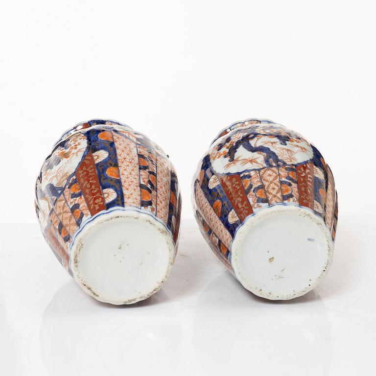 Vaser, ett par, porslin, Japan, Meiji (1868-1912.