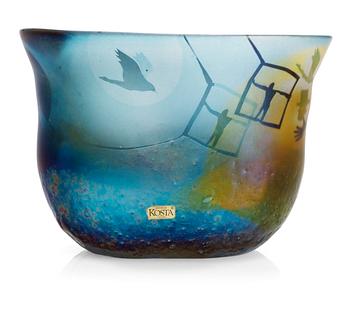 A Bertil Vallien glass bowl, Kosta Boda 1988.
