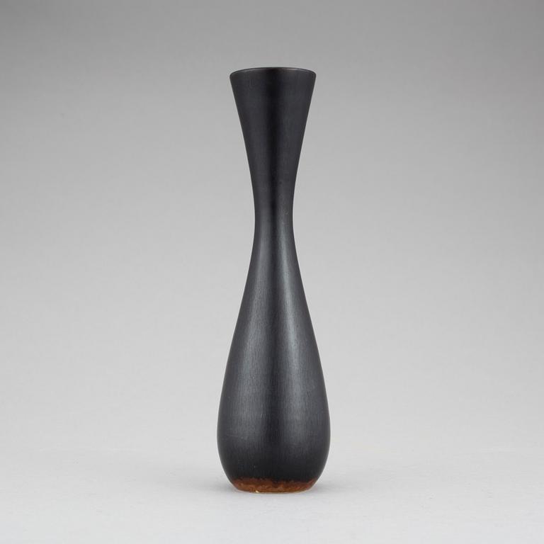 VAS, stengods. Carl-Harry Stålhane, Rörstrand, 1950-tal.