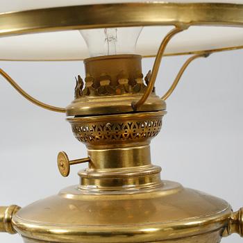 A ceiling lamp from the fourth quarter of the 20th century.